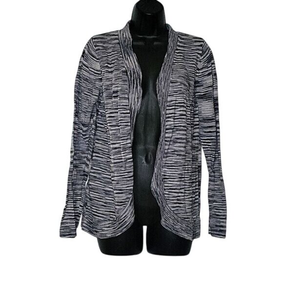 Croft & Barrow Womens Open Front Cardigan Sweater M Gray & White Lightweight Kni - Picture 1 of 6